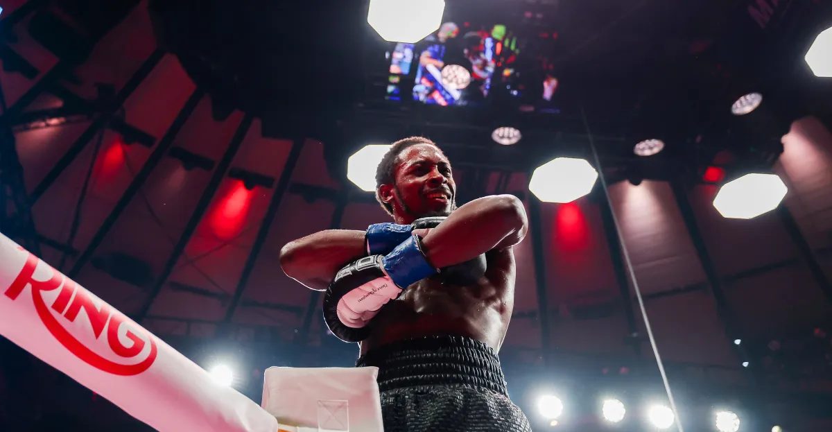 Bob Arum says Top Rank granted Keyshawn Davis his contract release